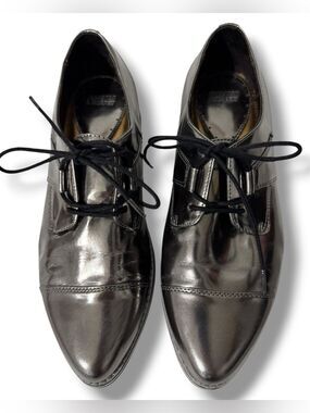 Johnston & Murphy Oxford Shoes Women’s 7.5 Pewter Metallic Patent Leather